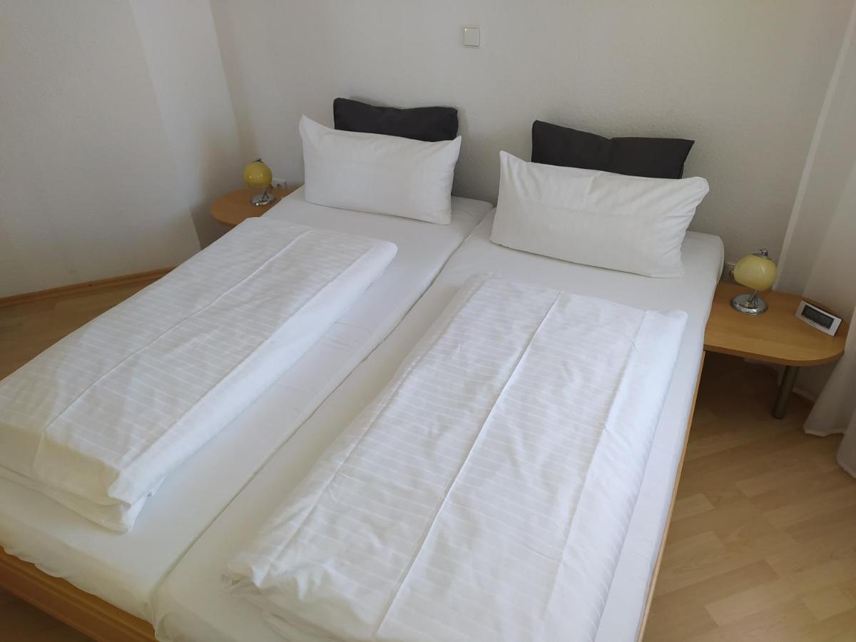 Thermen-Residenz Apartment บาดฟึสซิง ภายนอก รูปภาพ